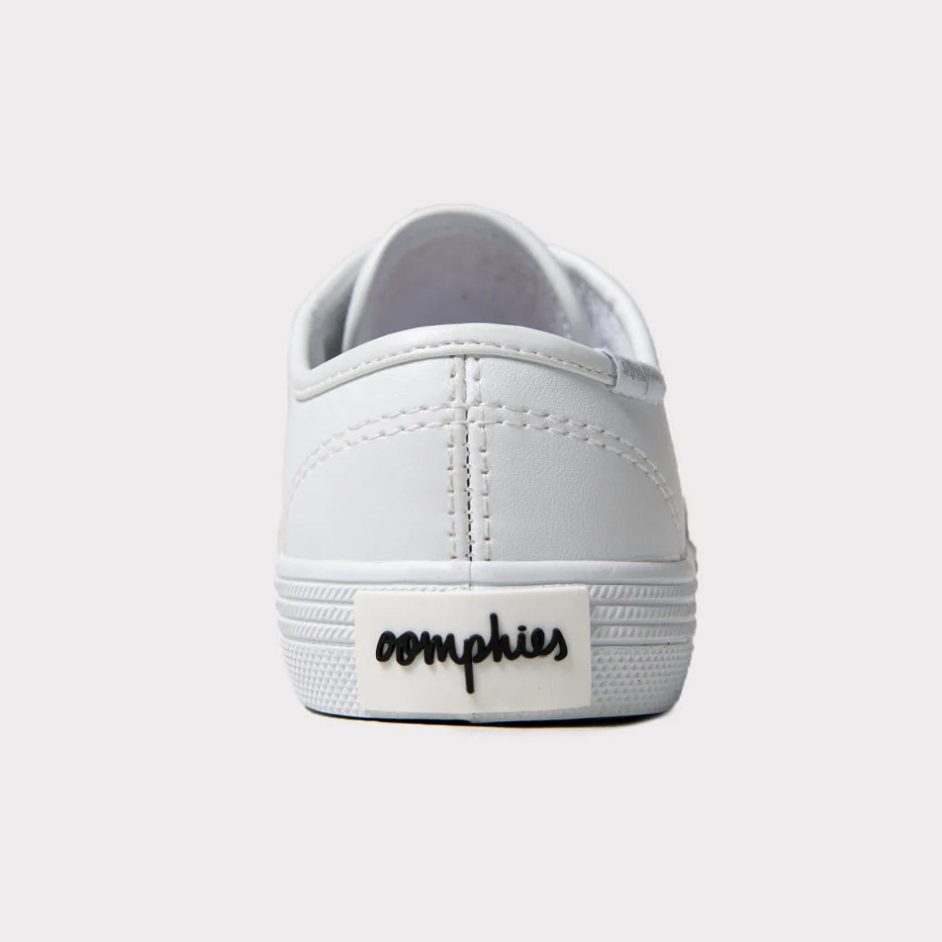 Hadley Girls Lace-Up Shoes