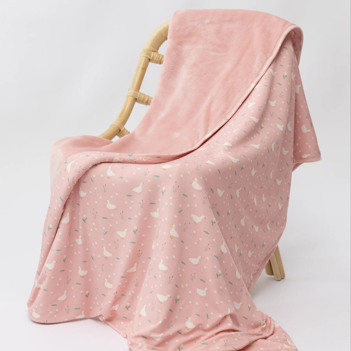 Ducks and Daises Bamboo/Plush YOUTH Blanket (45 x 75)
