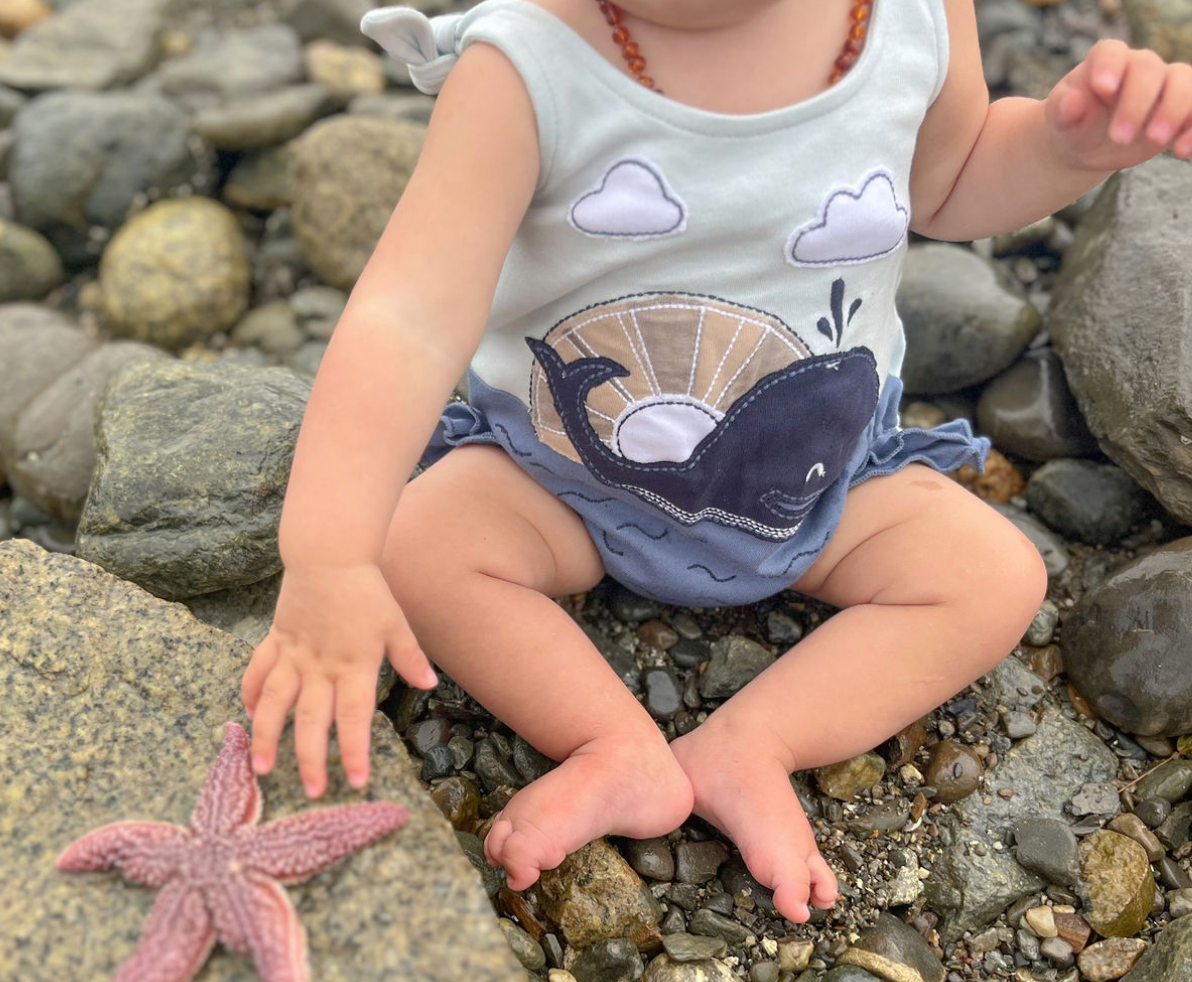Organic Applique Ruffle Bodysuit - Whale (GIRLS)