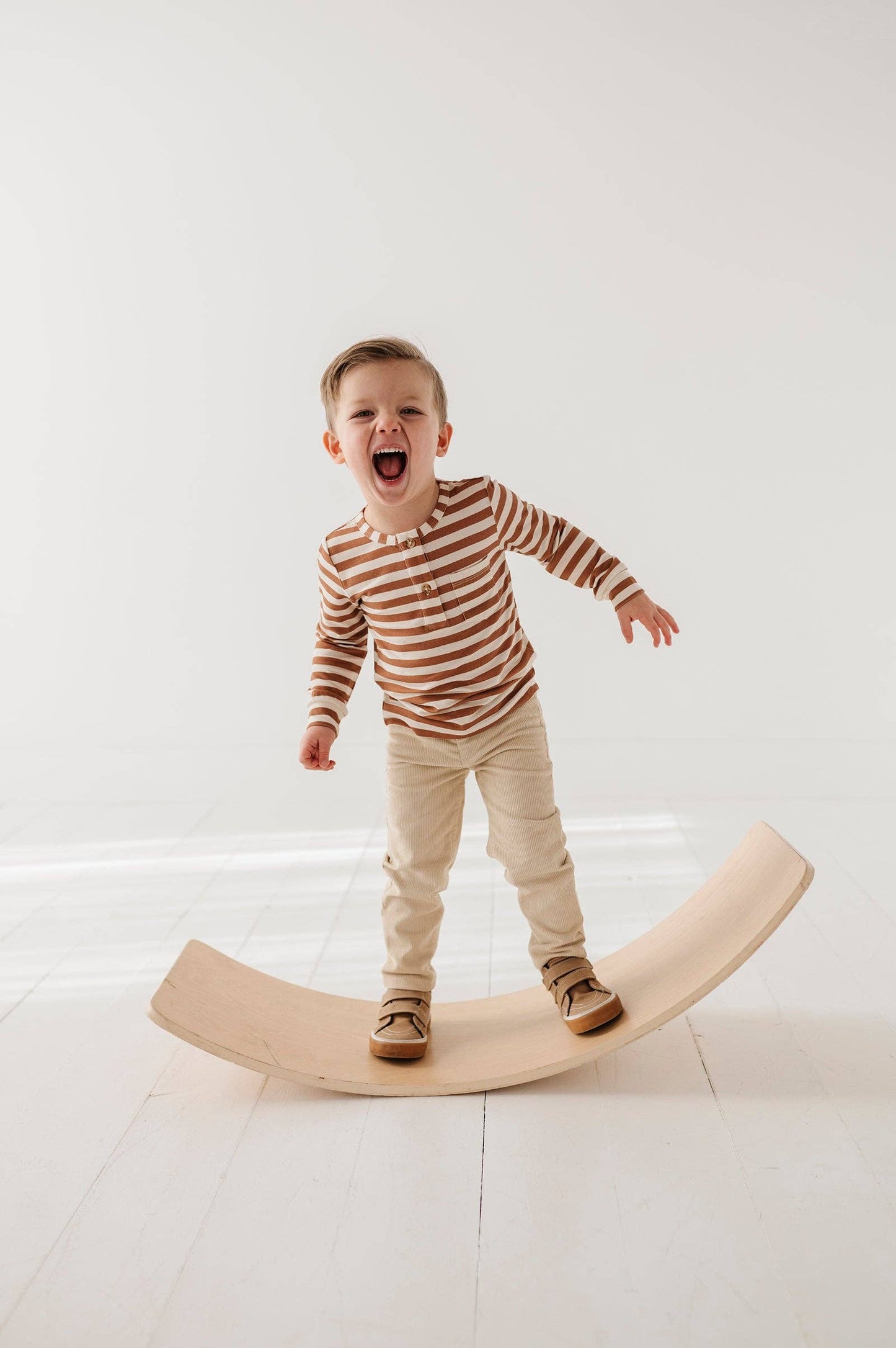 Long Sleeve Henley Shirt Bamboo Caramel Stripe