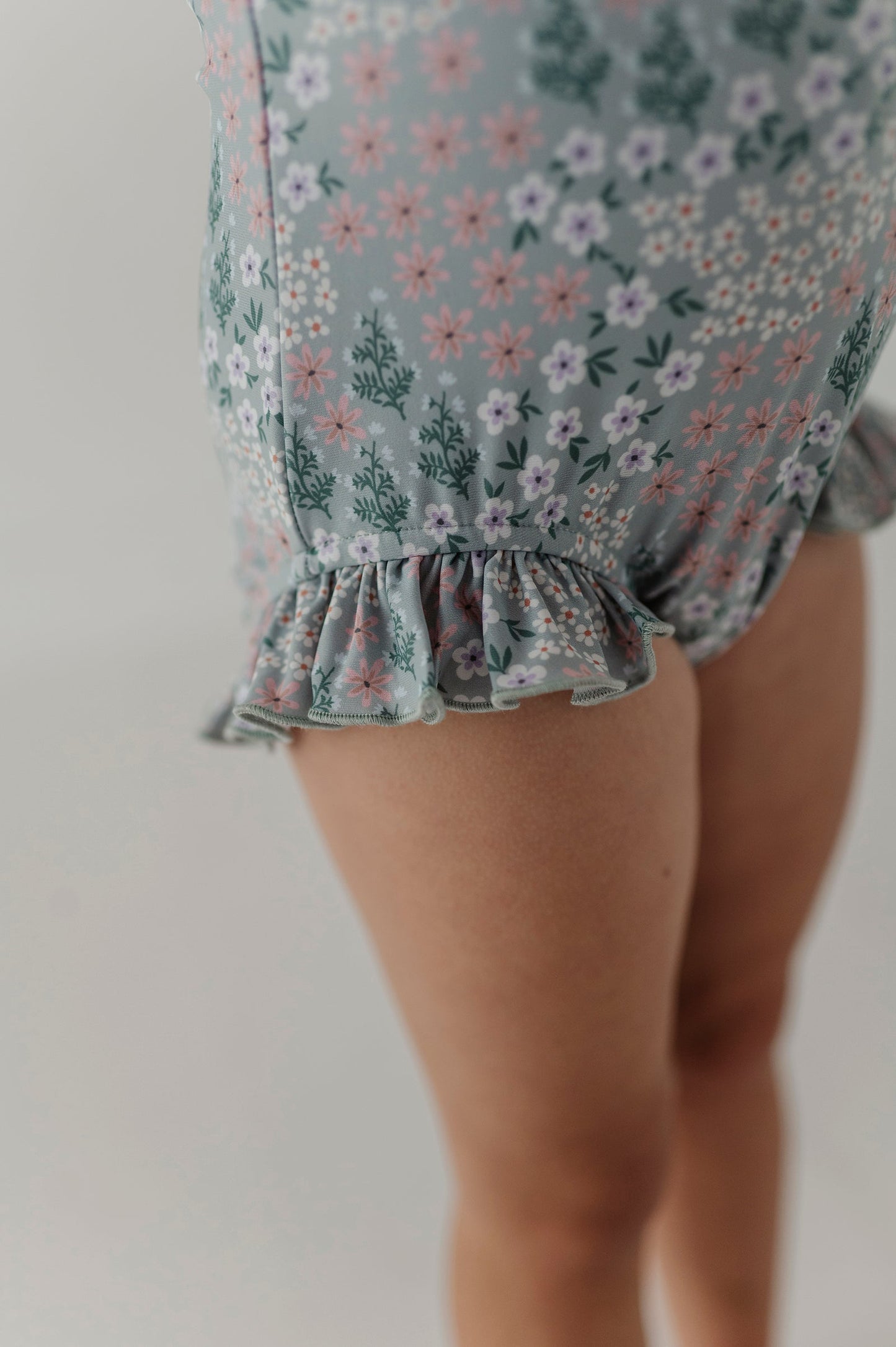 Girl's One-Piece Ruffle Rash Guard Swimsuit