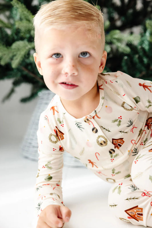 Buddy Christmas Print Top + Bottom Set