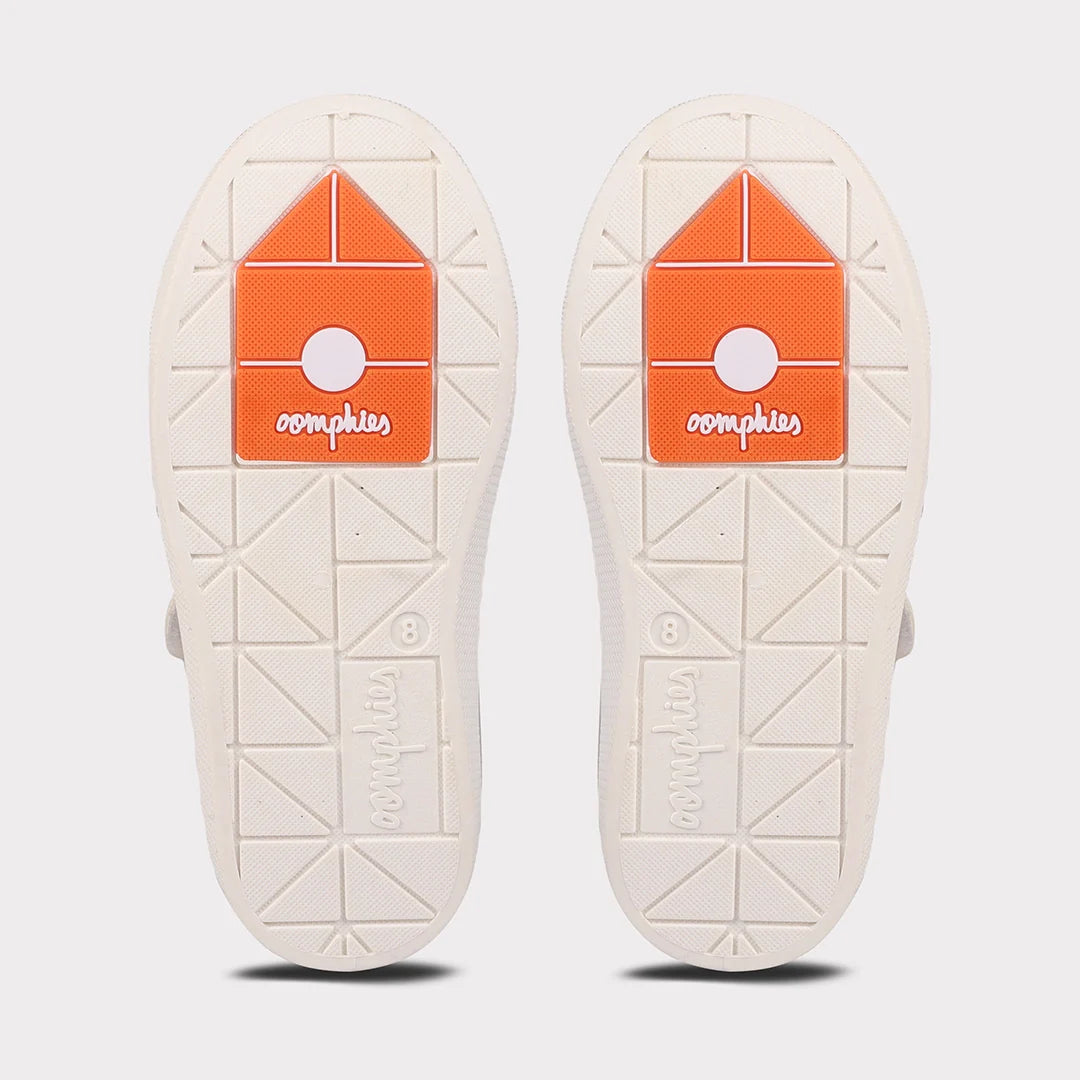 Kami Girls Hook & Loop Sneaker